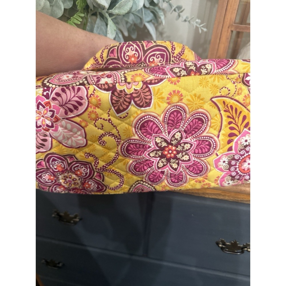 Retired Vera Bradley On The Go Shoulder Bag In Bali Gold Pattern With Wallet - Picture 10 of 10